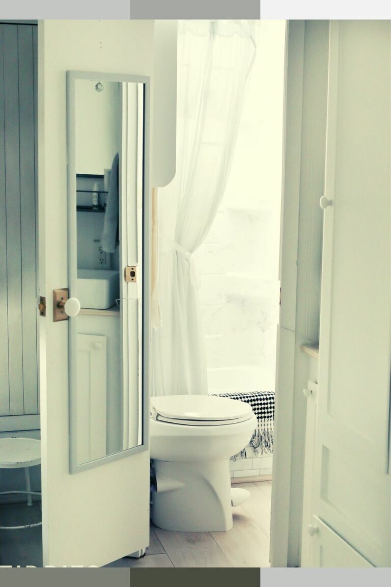 35 Fascinating Bathroom Door Ideas The Latest Decoration Guide